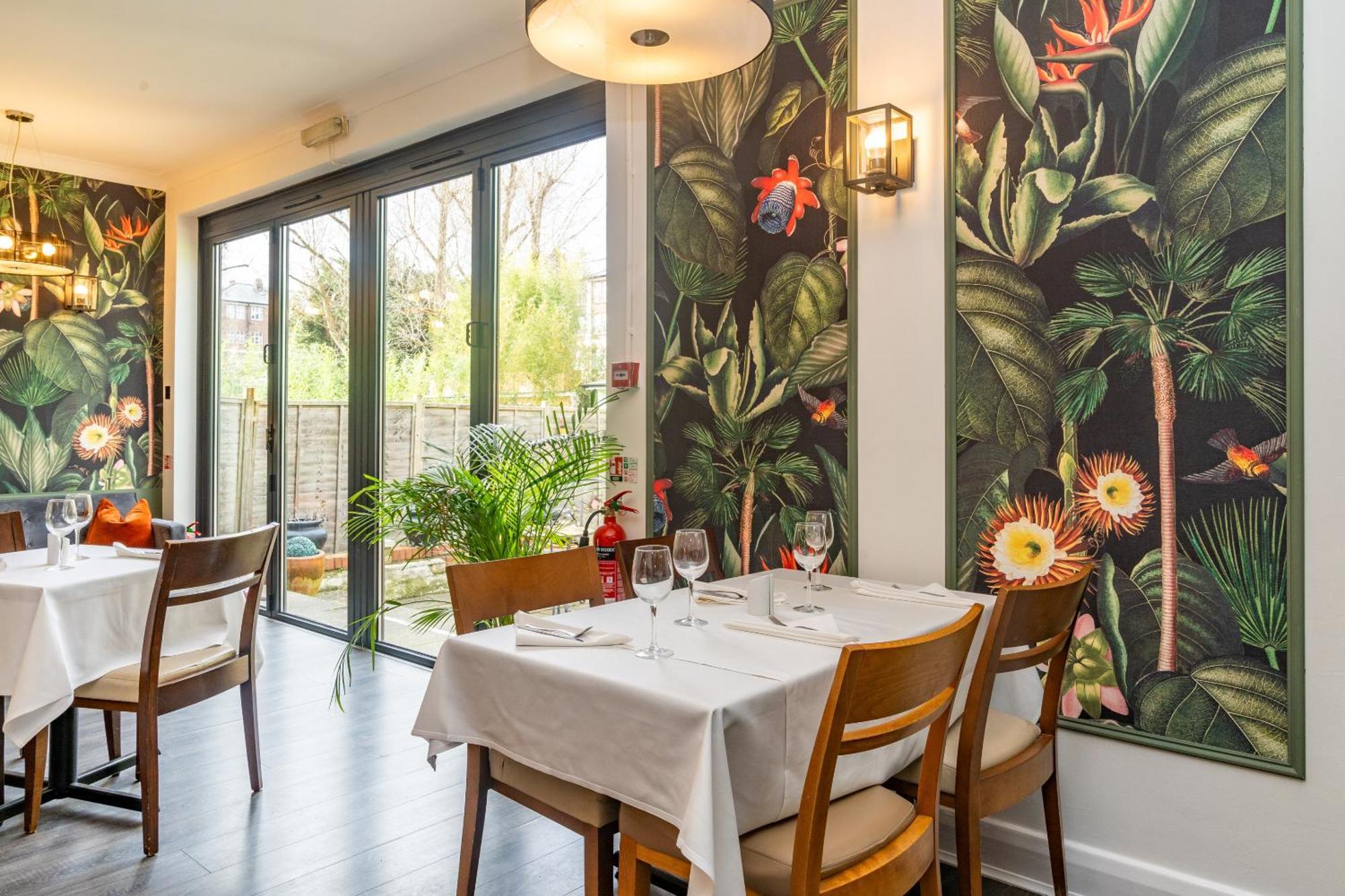 Croft Court Hotel 3*