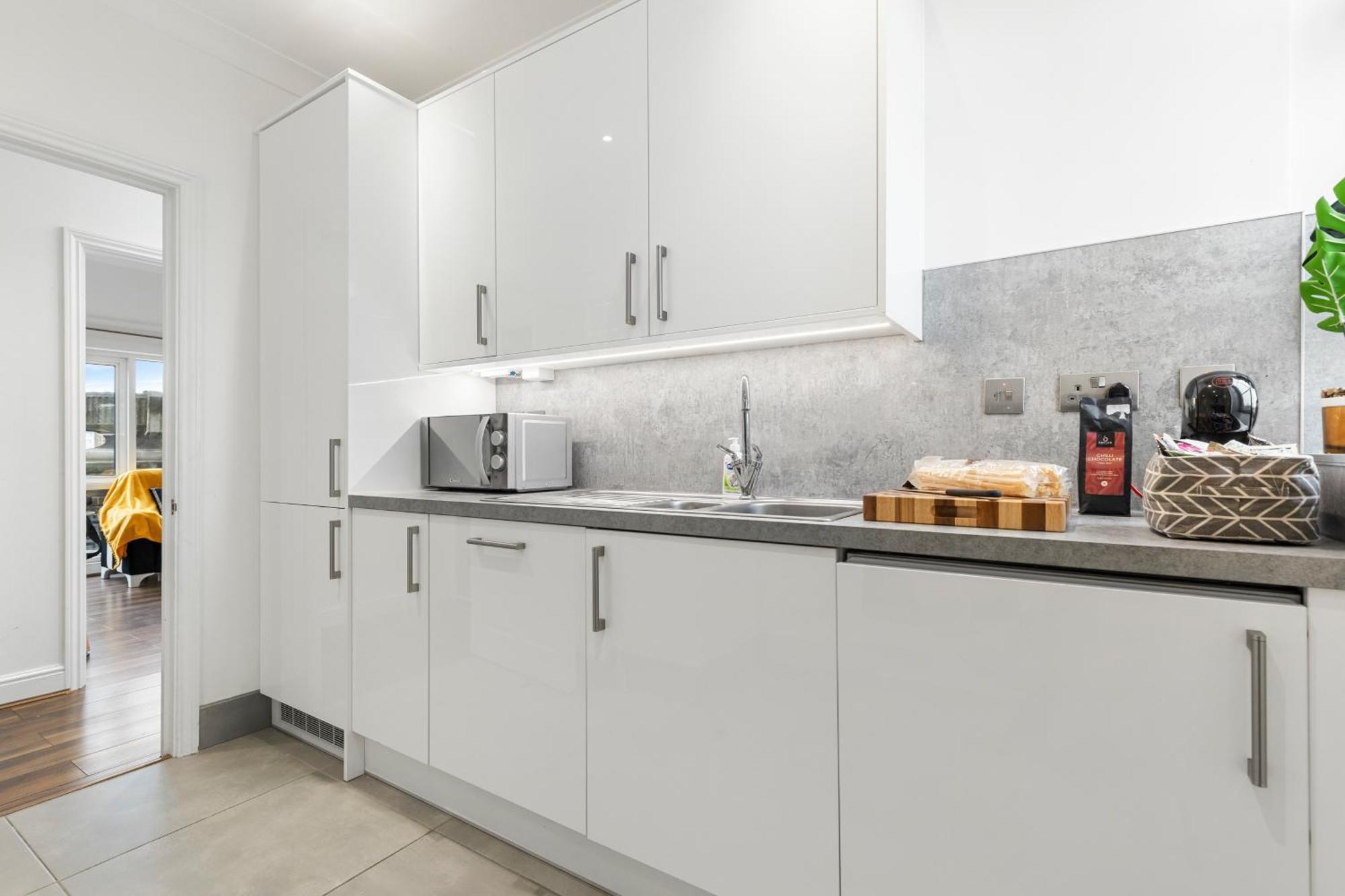 Luxurious 2-bedroom Penthouse In Marble Arch -65gc Leilighet *