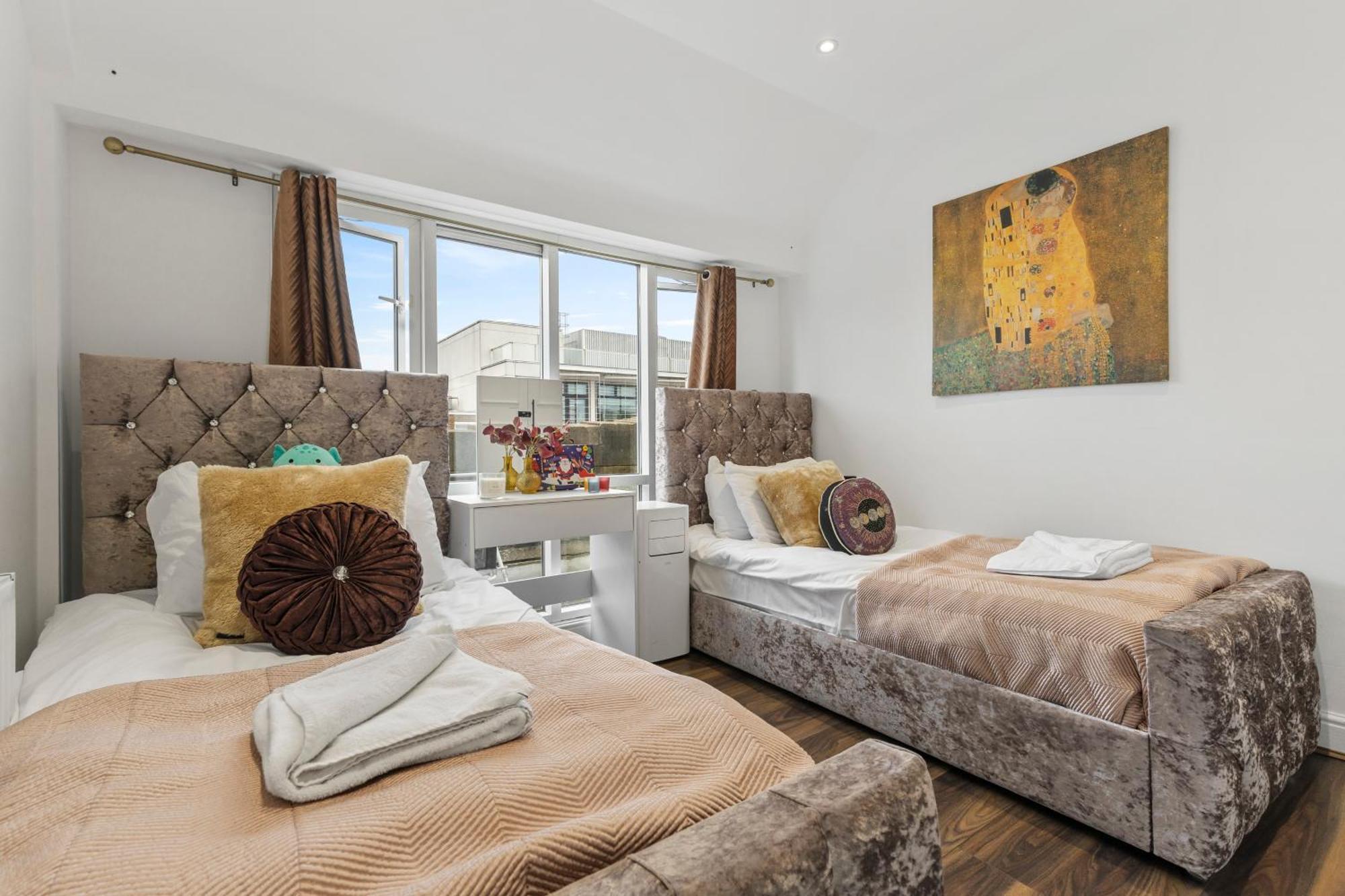 Leilighet Luxurious 2-bedroom Penthouse In Marble Arch -65gc London