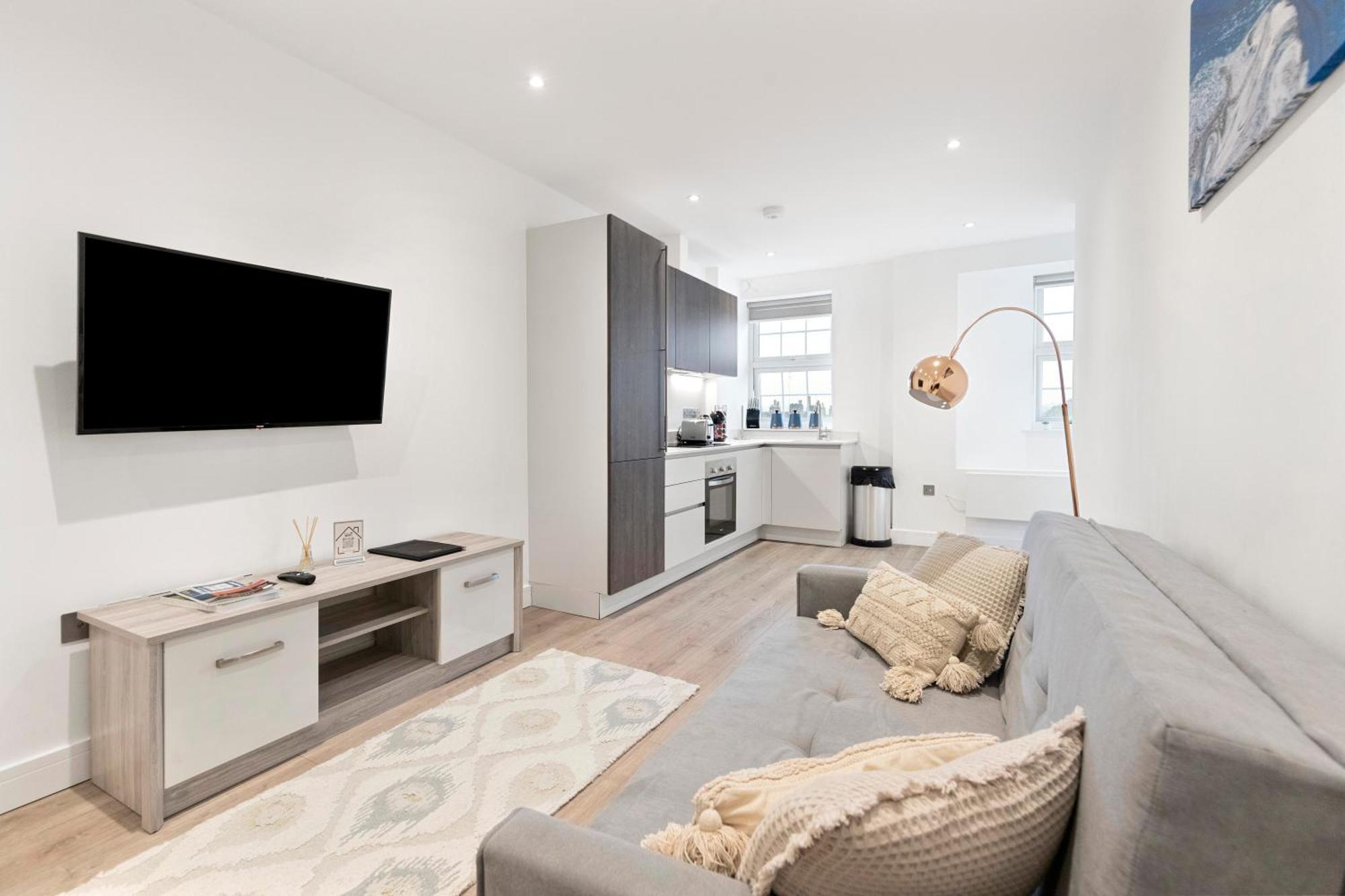 Appartement Bright And Spacious - Excellent Location *