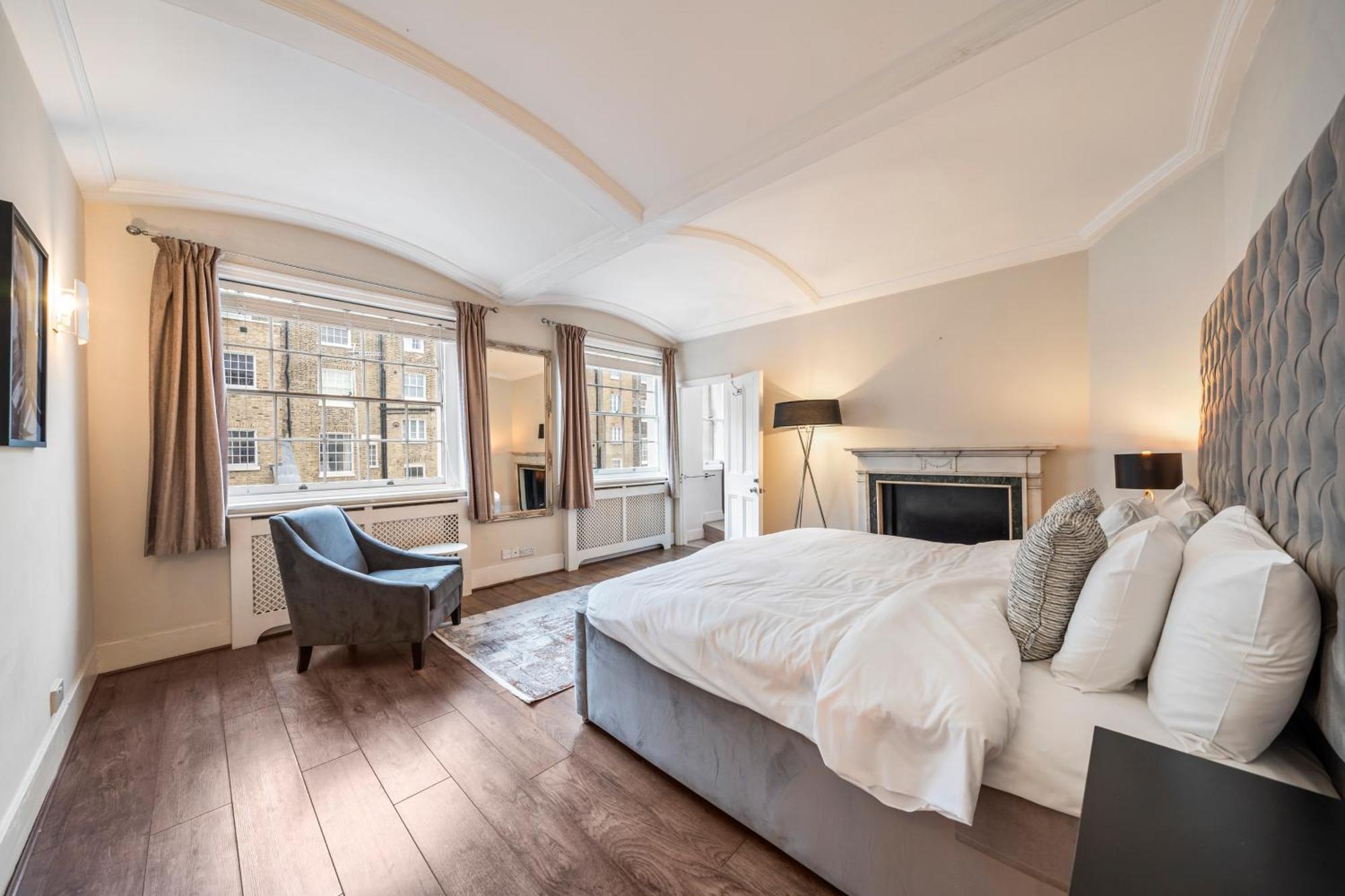 Apartment The Lyall Residences London