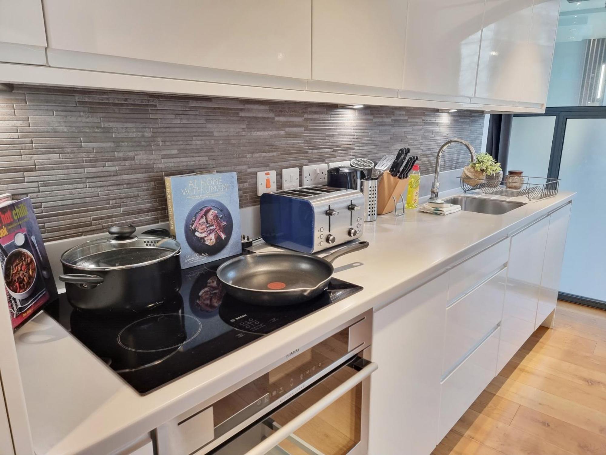Shard View Apartment *
