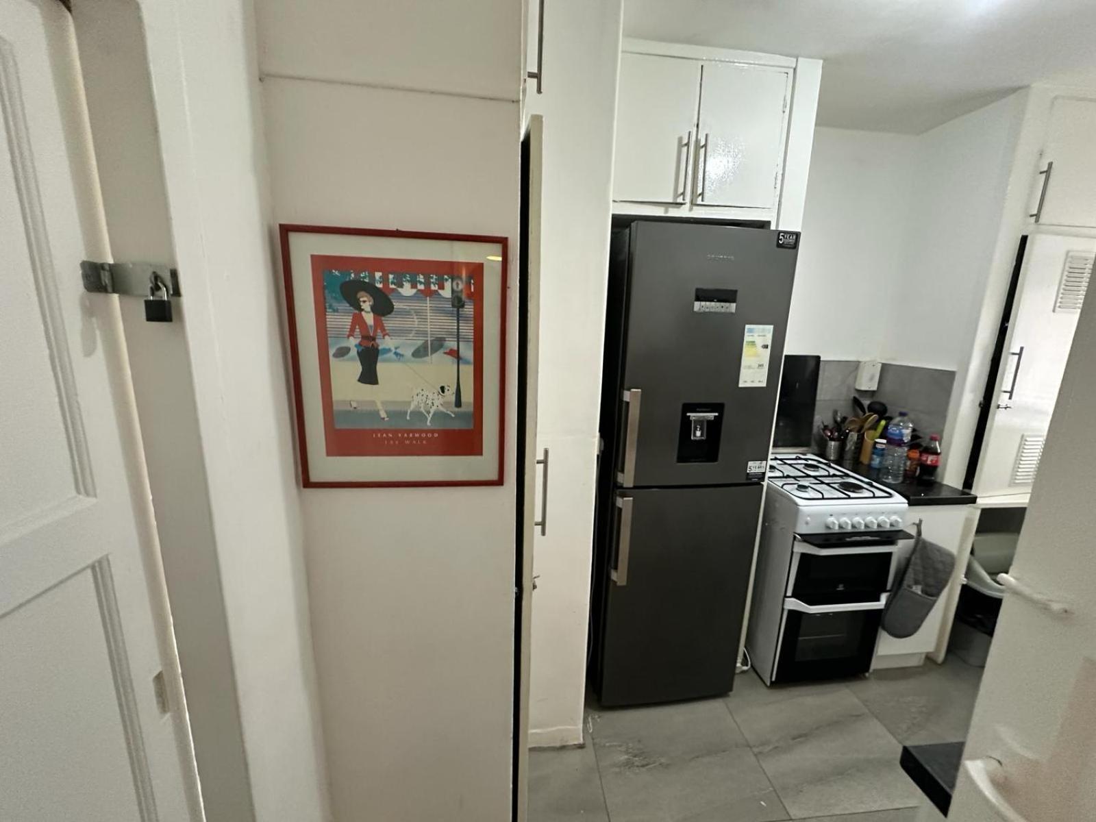 Guest house Aldgate East R1 London