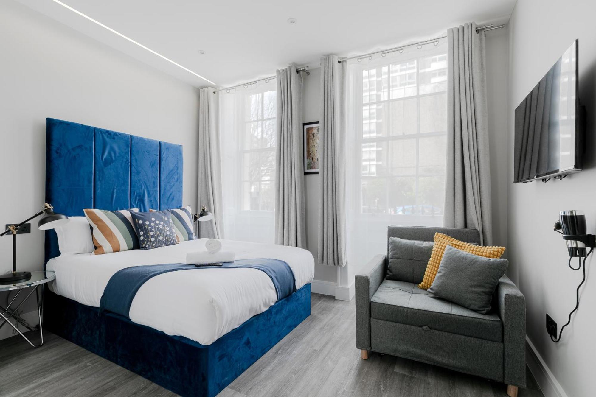London Central Studios * London