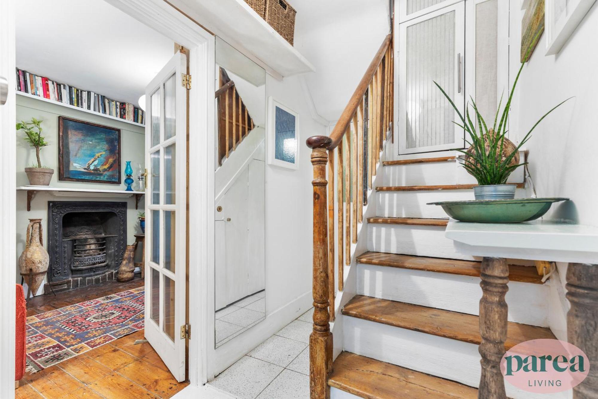 Parea Living - Cosy 1-bed Artistic Flat At Newington Leilighet *