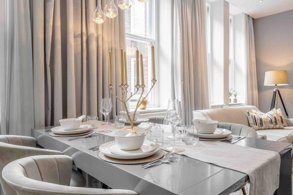 The Mayfair King Apartment