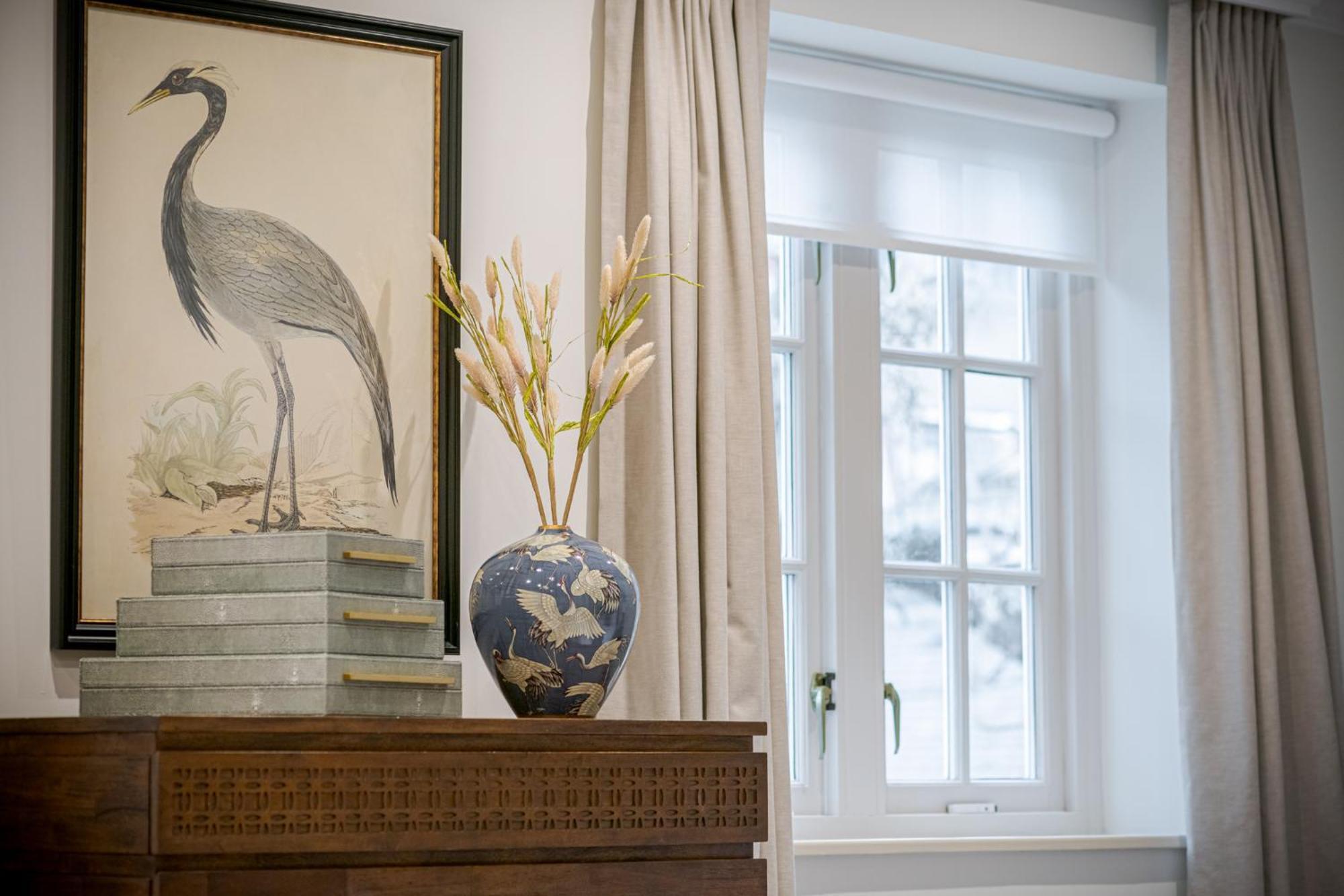 Modern 3 Bedroom Luxury House With Garage In Lägenhet London