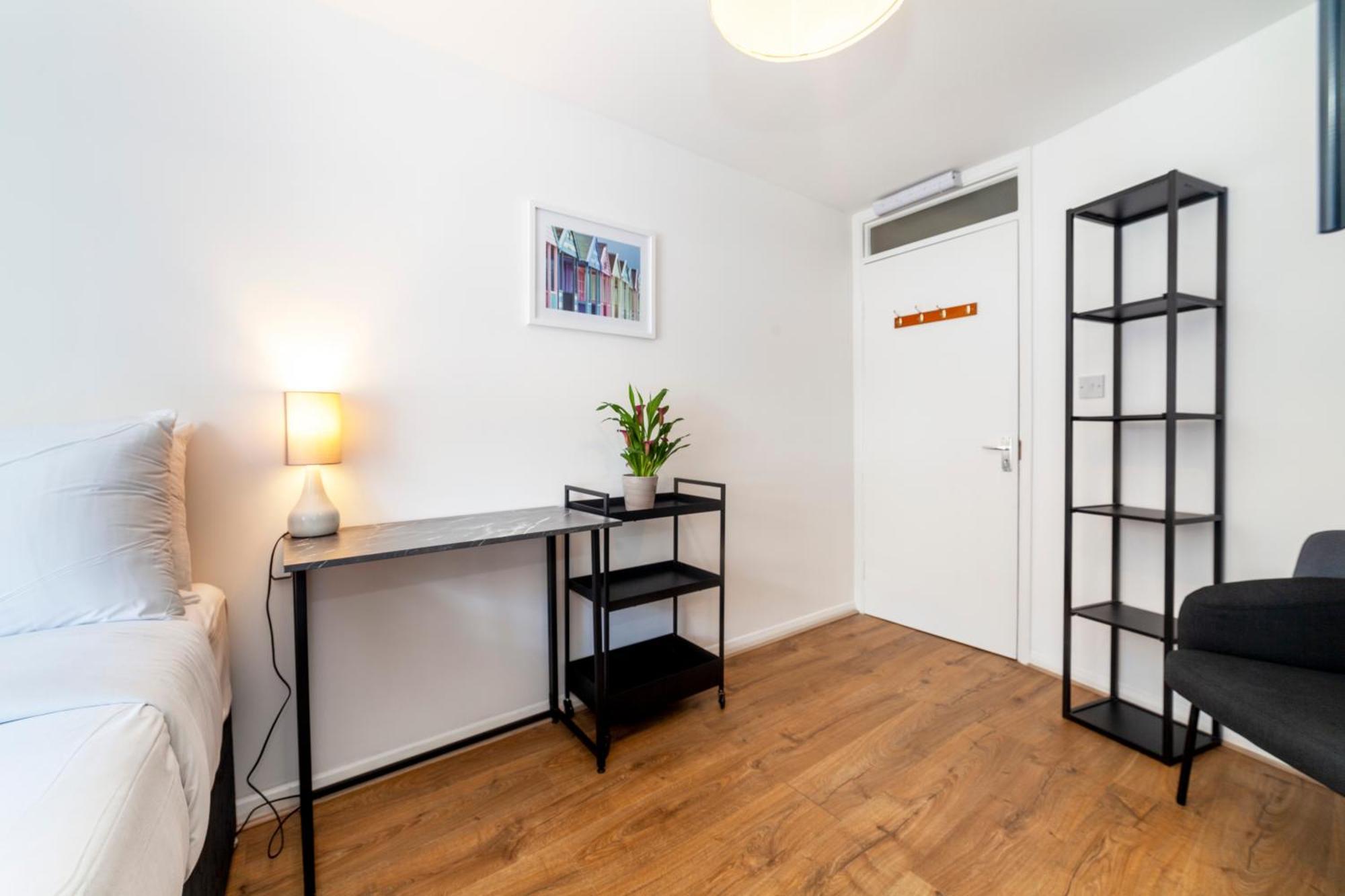 Vibrant 2br Flat In The Heart Of Fitzrovia Apartment