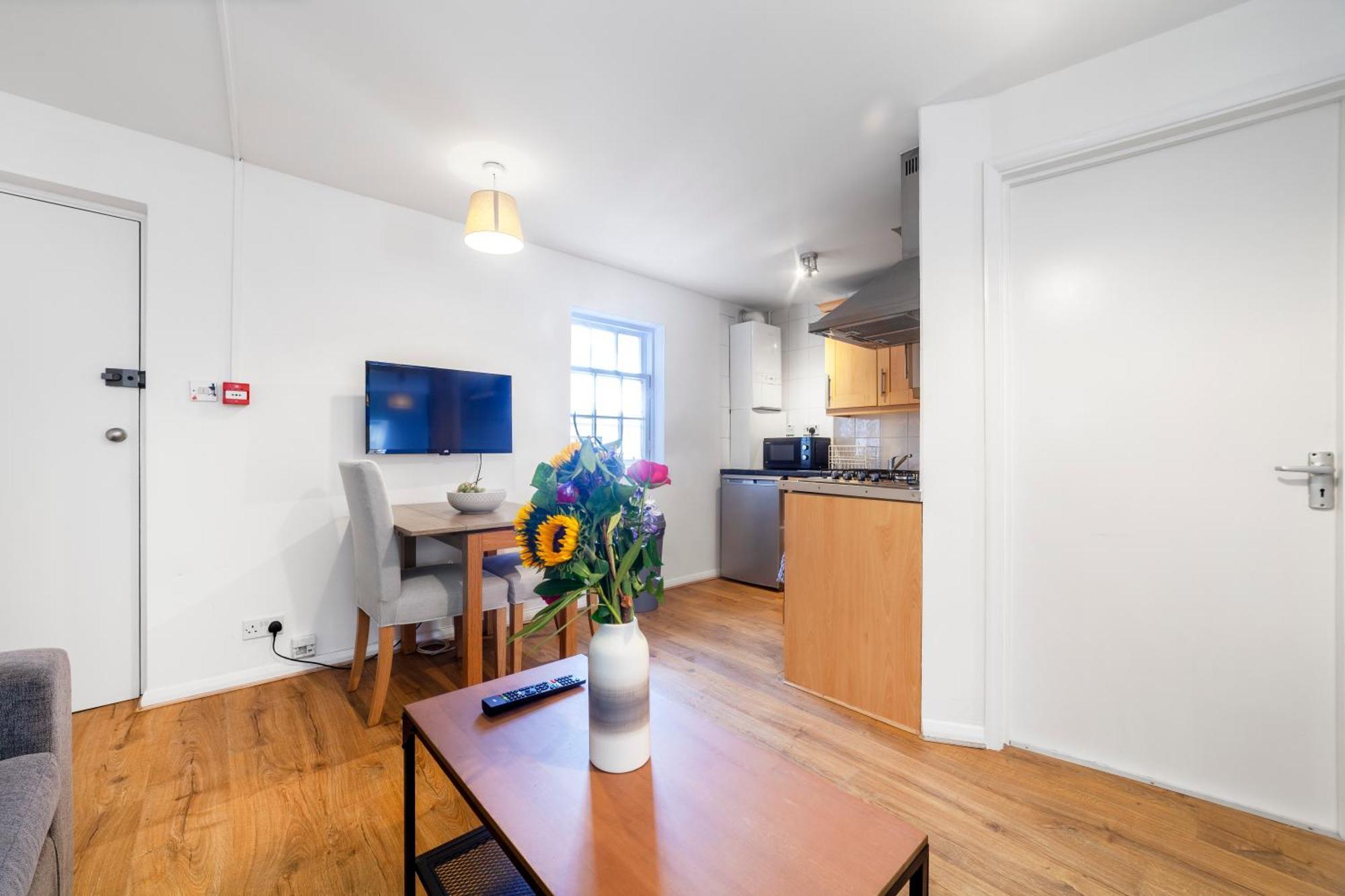 Vibrant 2br Flat In The Heart Of Fitzrovia Apartment *