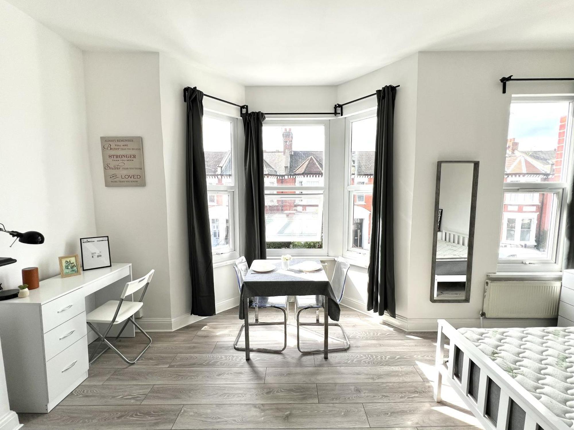 Guest house Westfield Shepherds Bush