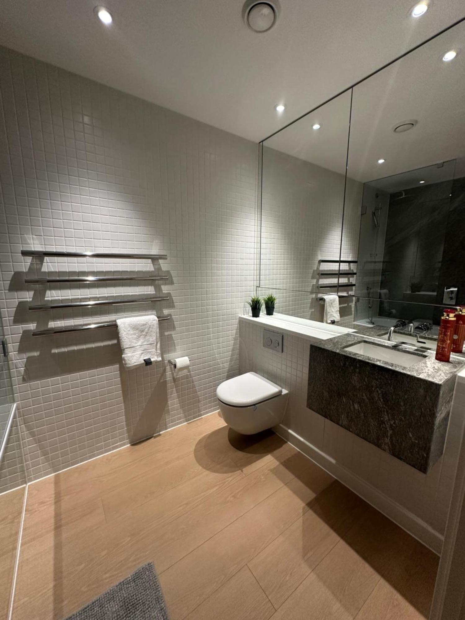 Luxury - 2 Minute Walk From The O2 Arena Appartement