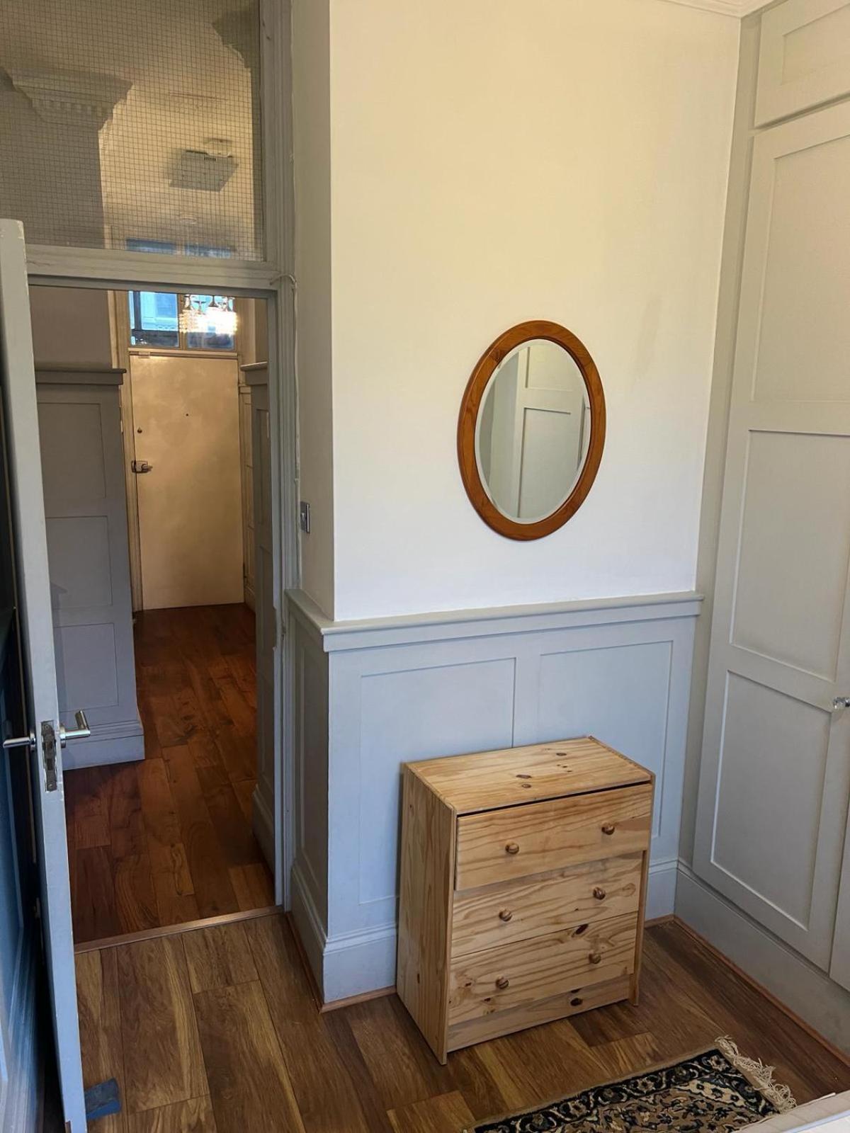 Stunning Holland Park- Sleeps 6 Leilighet