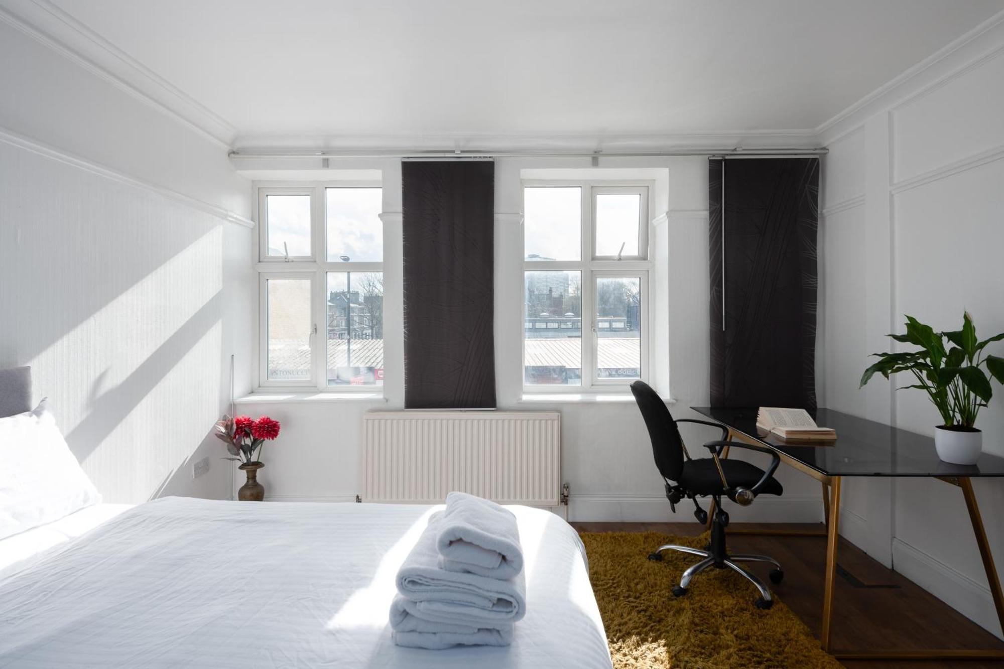 Argyle Aparthotel 3*