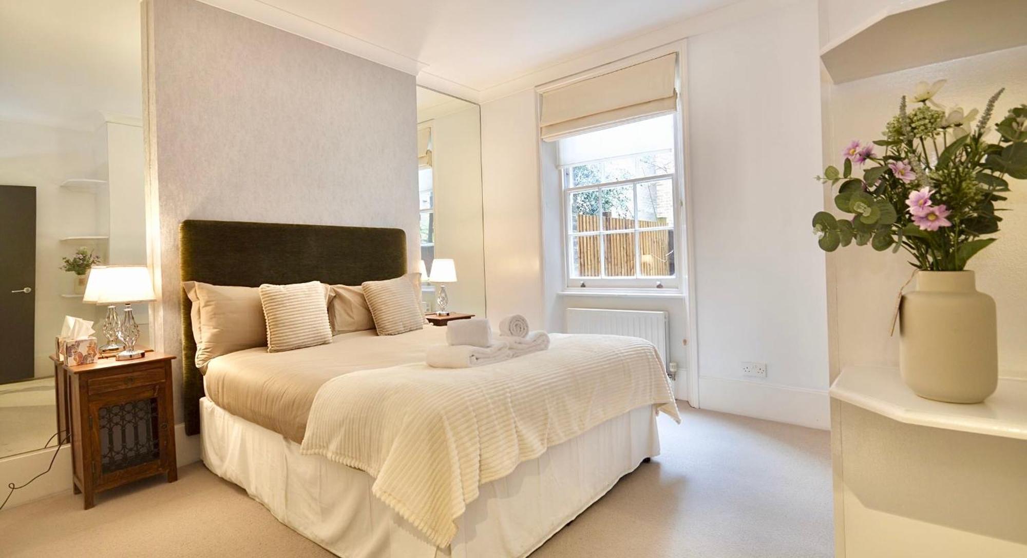 Appartement Kensington Apartment, Breakfast, 2 Baths