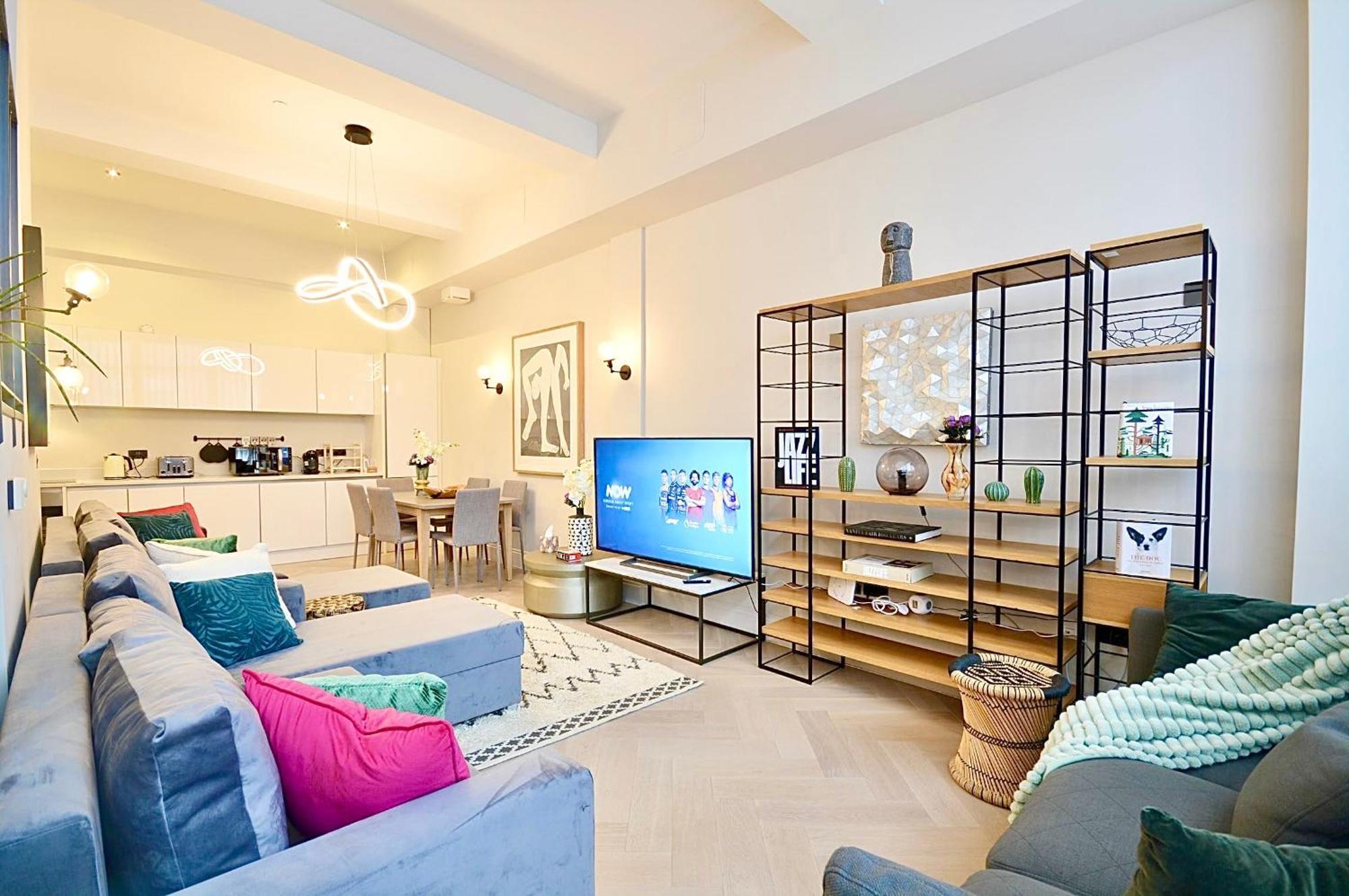 Fulham Townhouse, 2 Baths, Parking, Breakfast Leilighet *