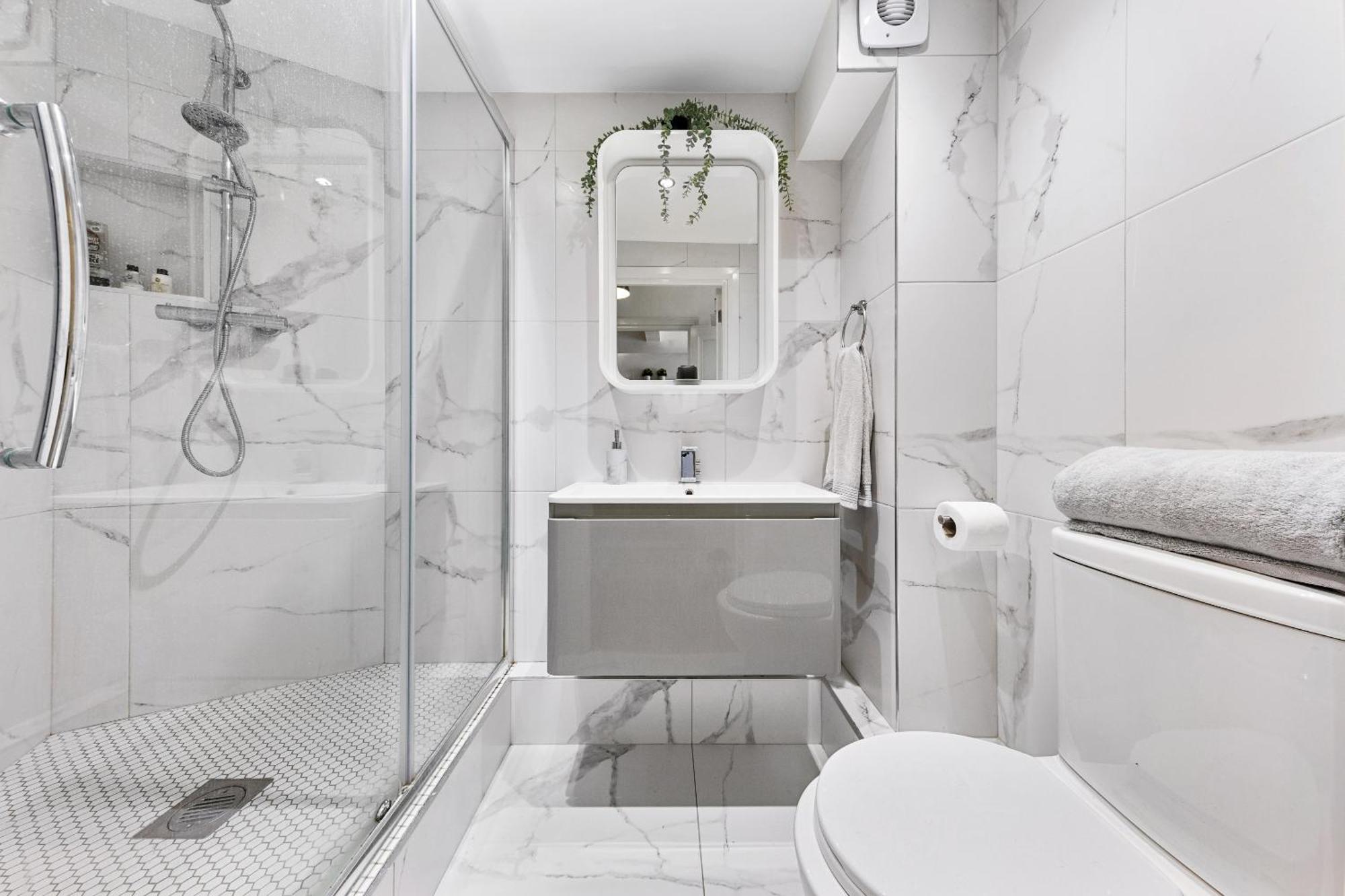 Luxury, Relaxing Apartment! 2 Mins From Paddington Station! Londres