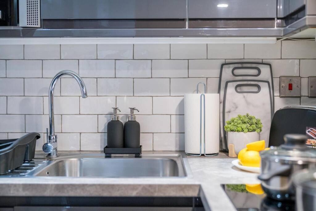 Casa vacanze Luxury 6 Bedroom House In Star Street Londra