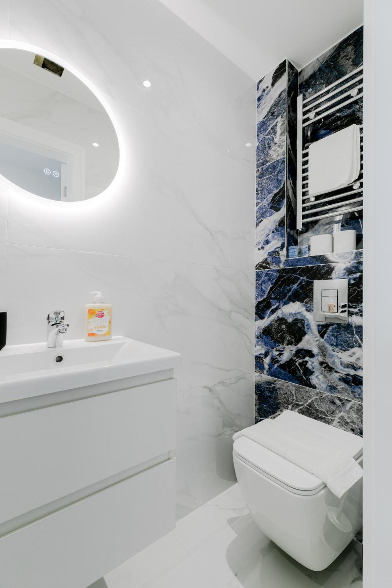 London Central Studios * London