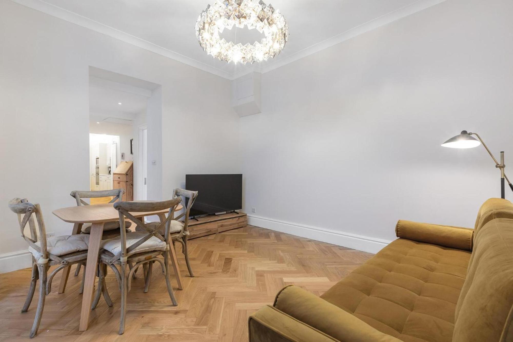Apartment Stylish Kensington Courtyard London