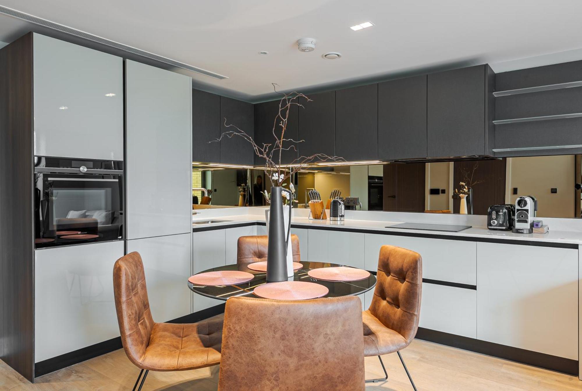 Arcadia Residences - Luxury In Kensington