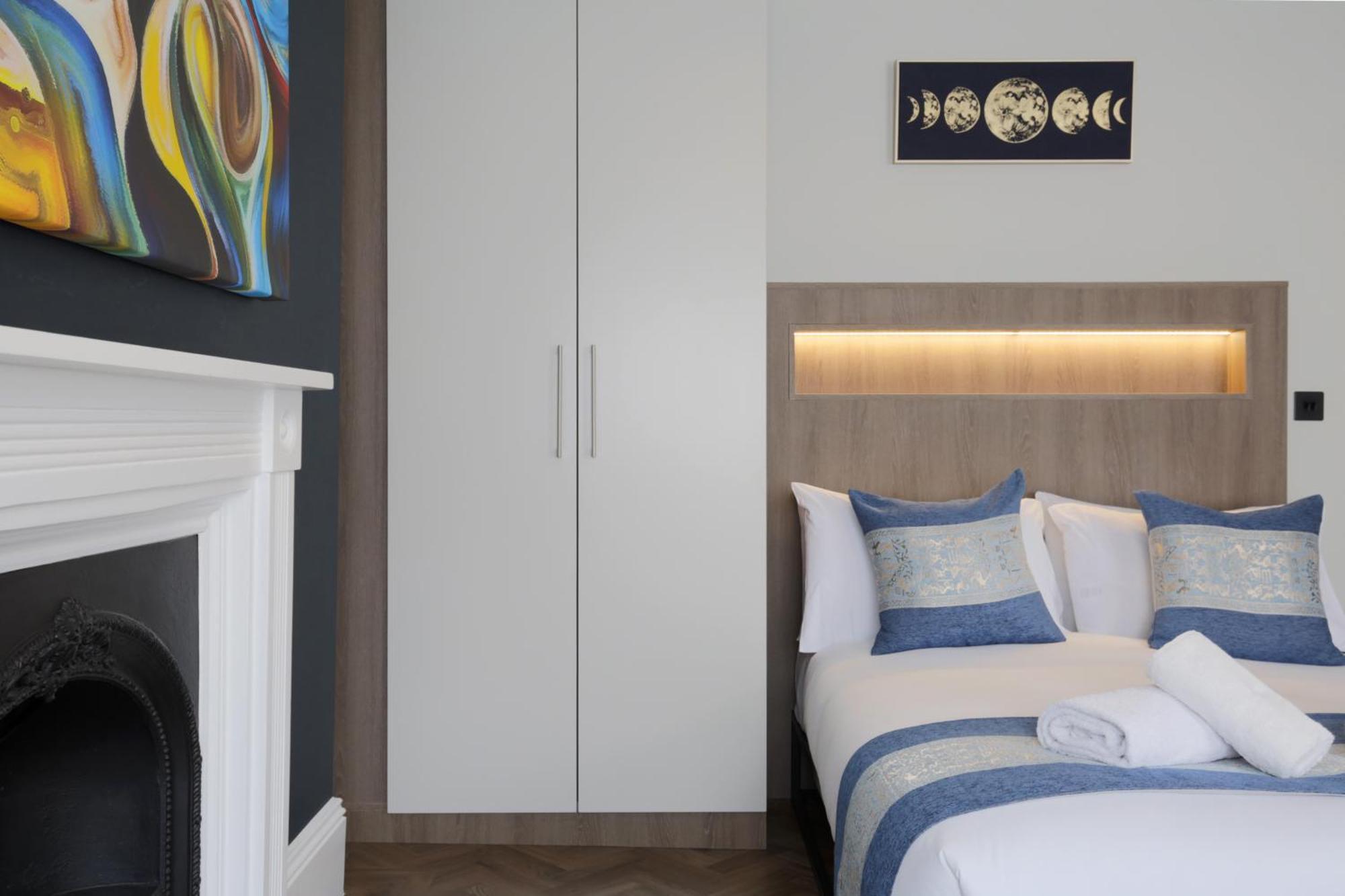 Imperial York Street Apartment