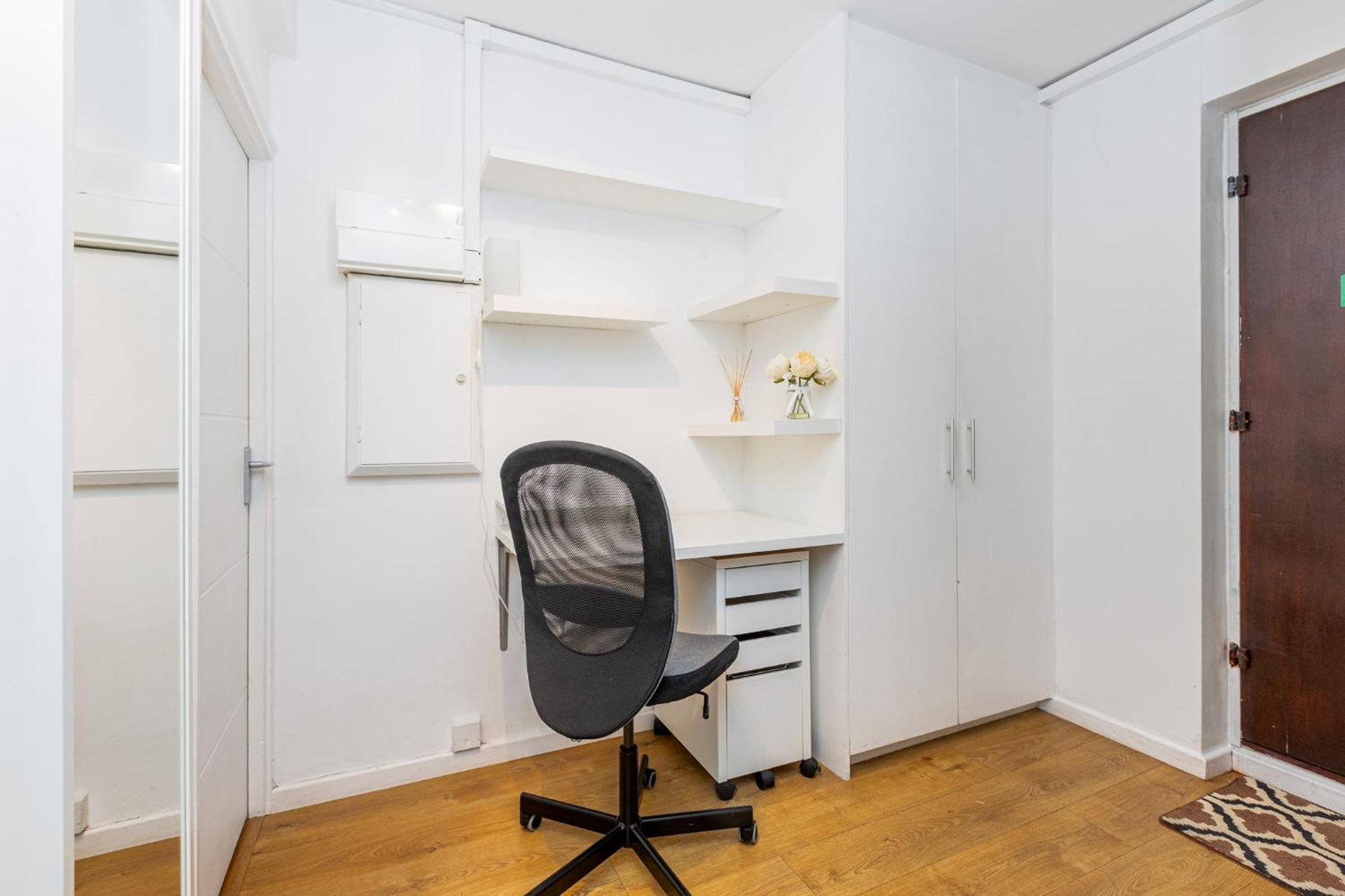 Newly Refurbished 2br Wbalcony In Vibrant Peckham * Londen