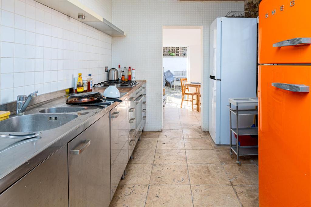 Maison d'hôtes Refurbished Double Bedroom