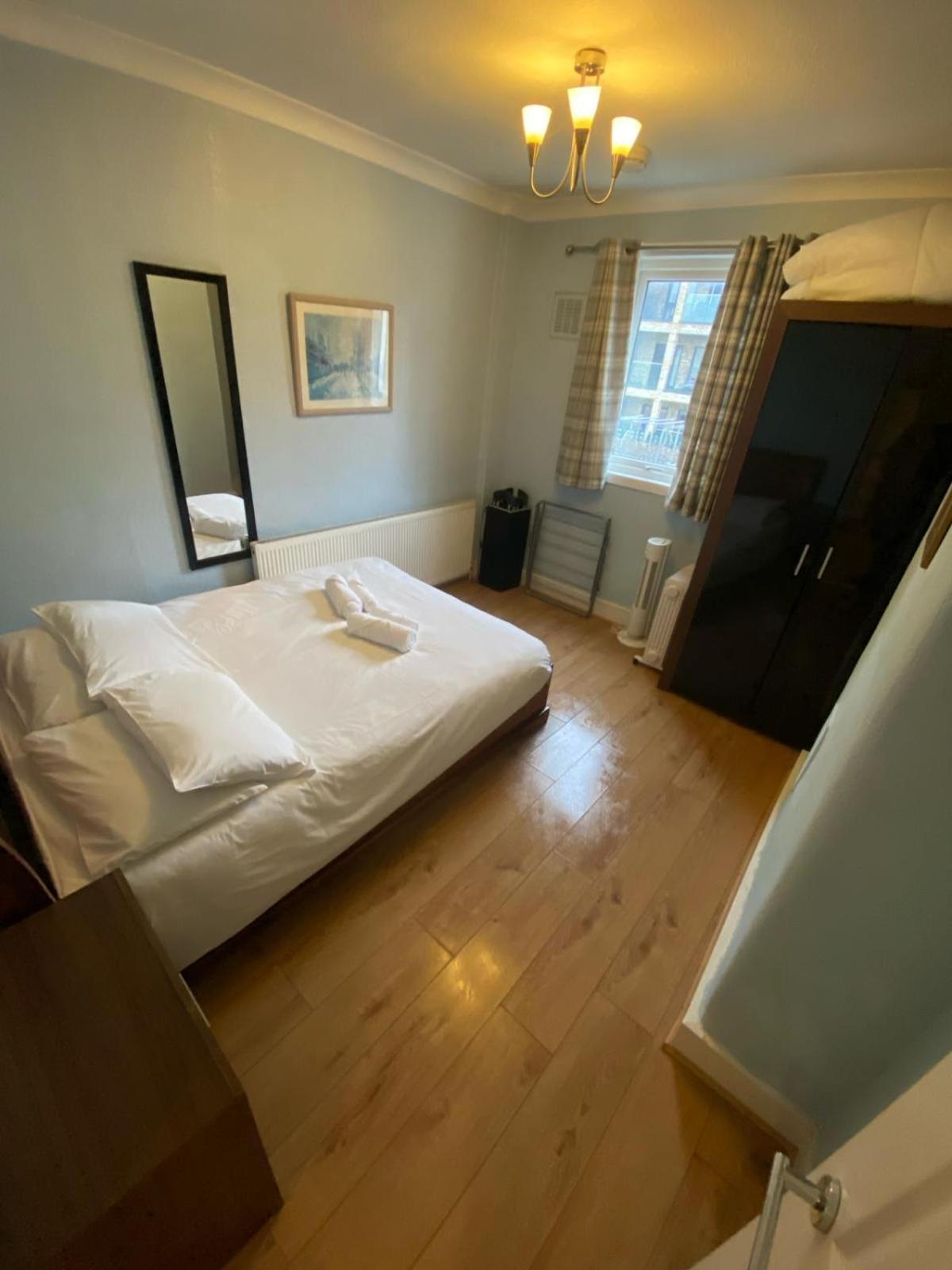Large 6 Bedroom House - Fortescue * Londen