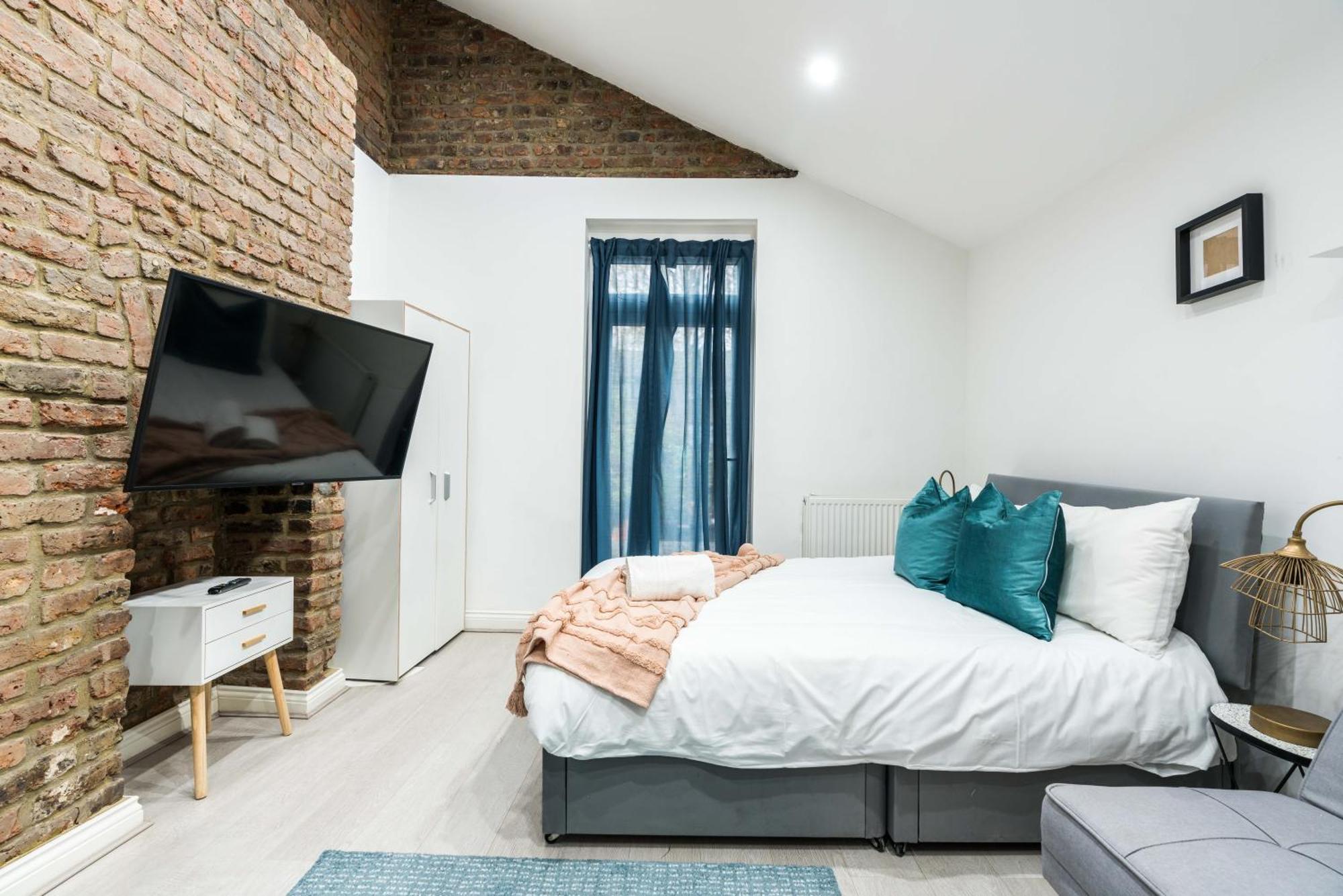 S3 Central-comfy,quiet Studio-balcony *