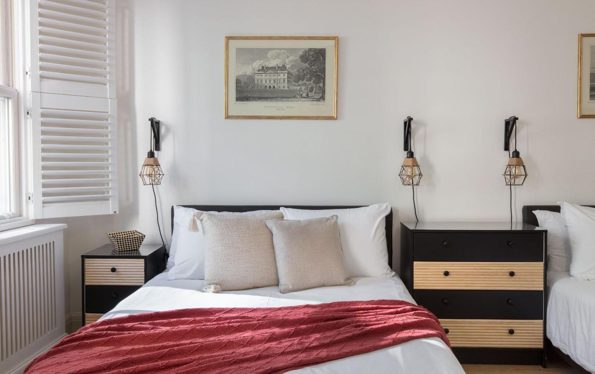 Holiday home Spacious Quiet 4bedrooms 6beds House With Private Garage 5min Walk To Paddington Station *