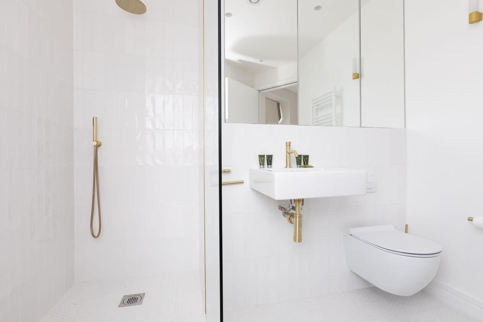 Luxury 2 Bedroom Duplex Penthouse Covent Garden Holborn Apartment *