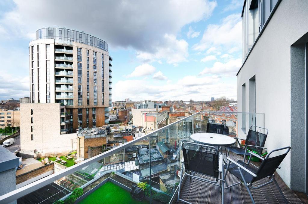 Lejlighed Modern Serviced 3-bedroom Flat In East London