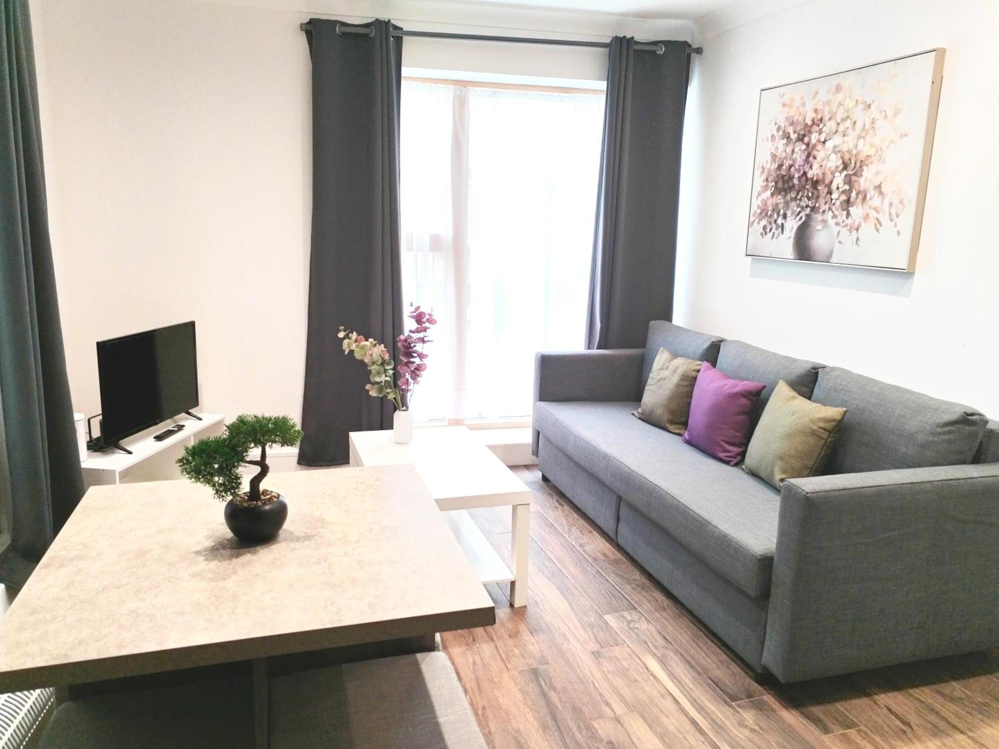 Luxury Near Centre, Near Train Station, E1 Lejlighed