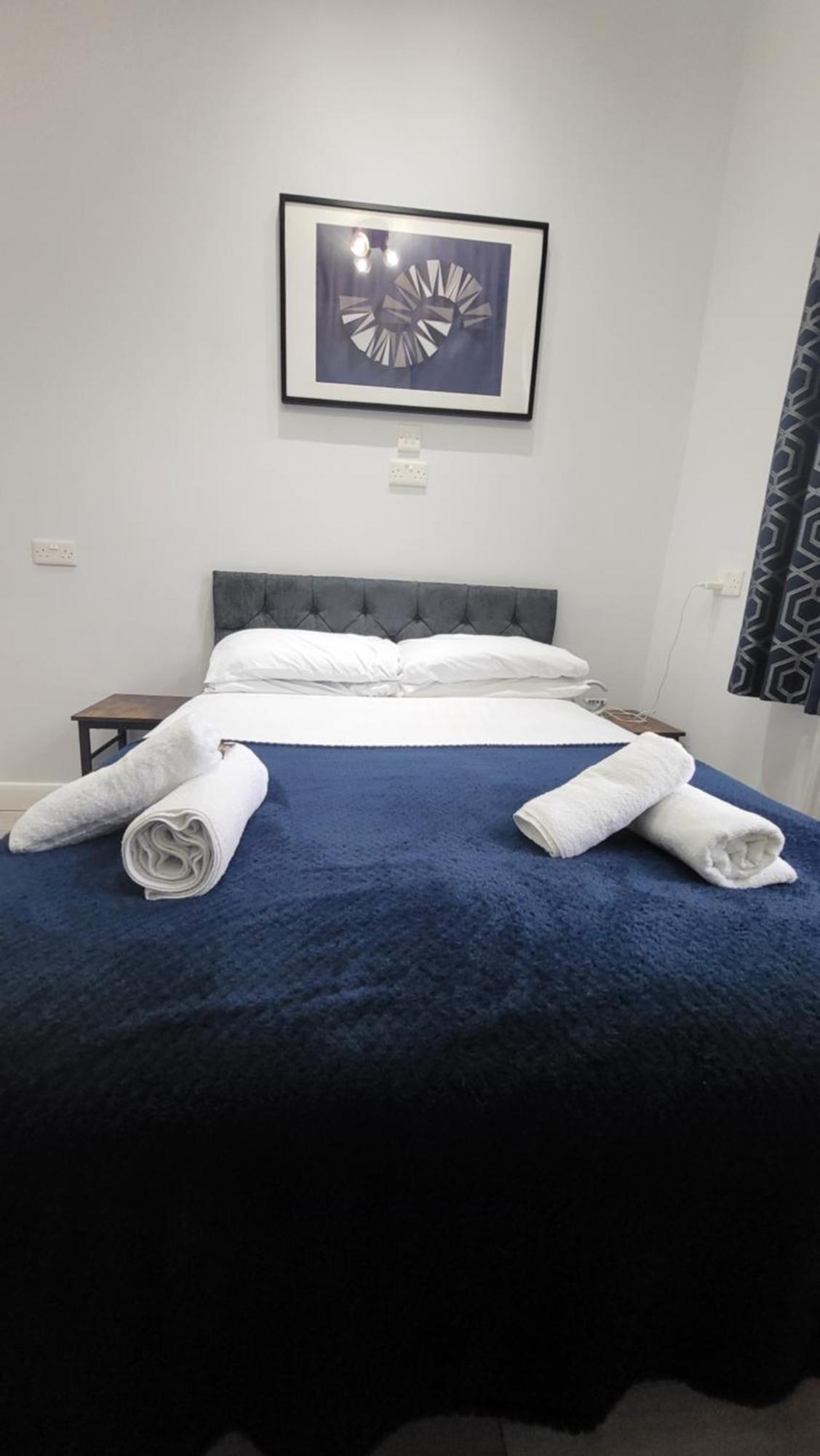 Argyle Square Hotel *