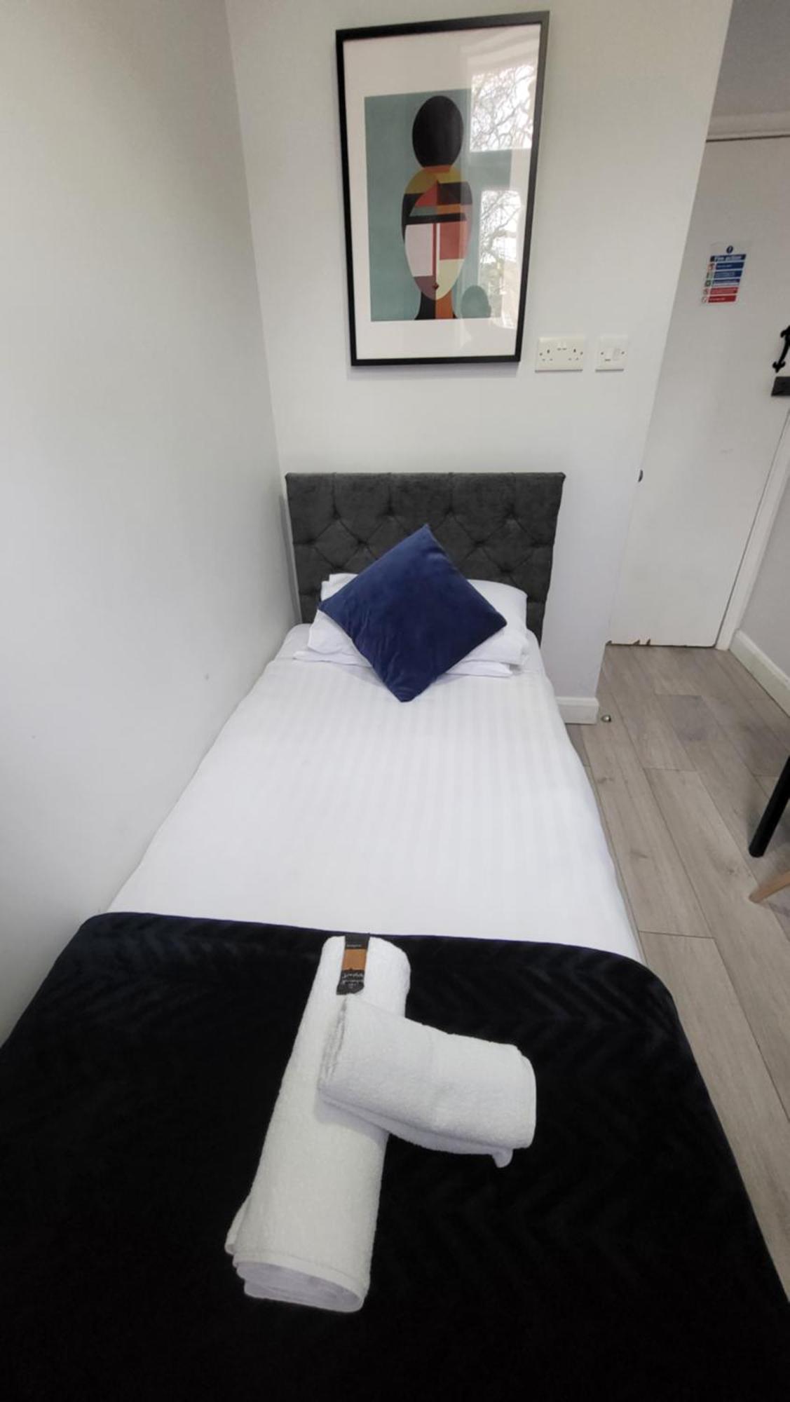 Hotel Argyle Square *