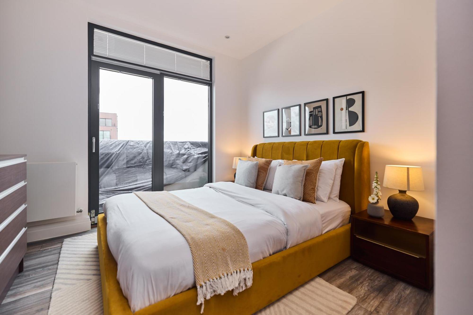 The Harlesden Classic - Lovely 2bdr Flat With Balcony *