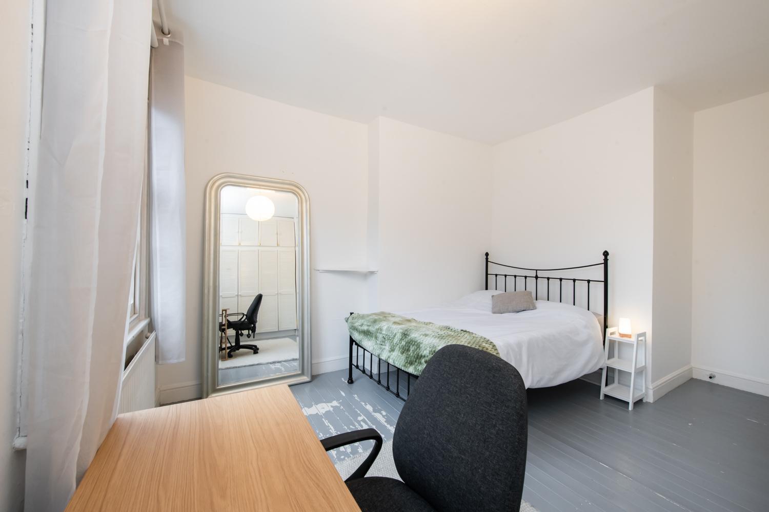 2-bed In The Heart Of Camden Lägenhet