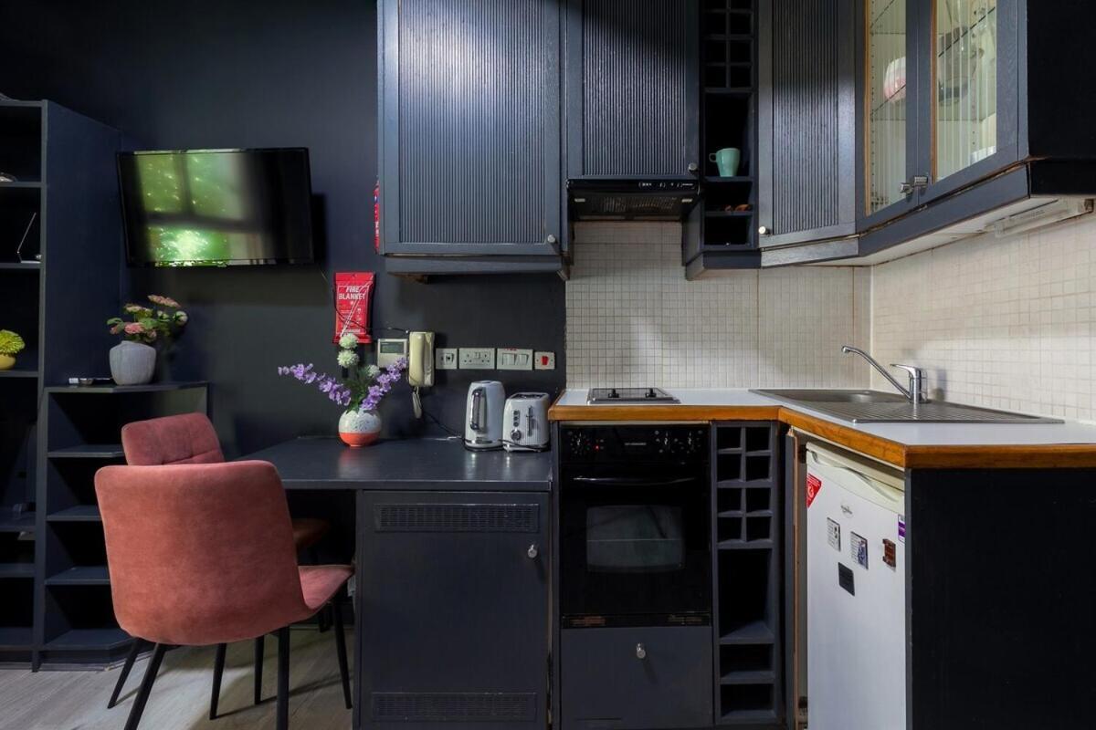 Portobello Road Artistic 'budget' Appartement