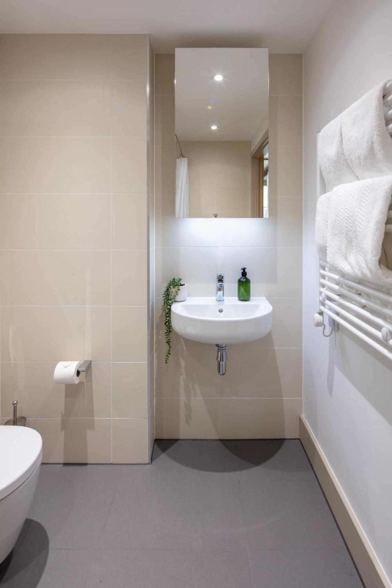 At Florence Dock Apartment London