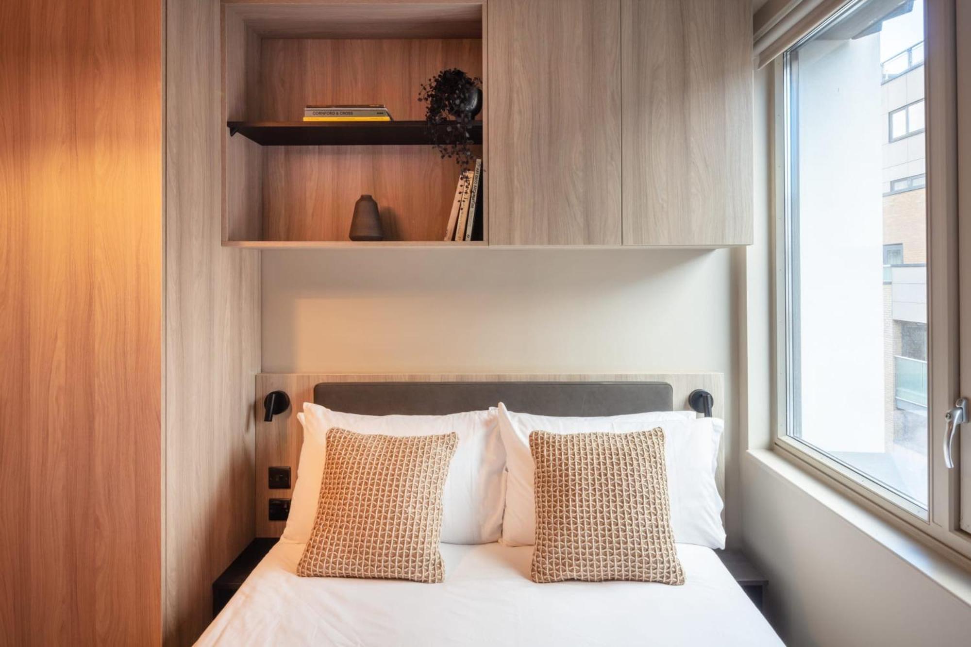 At Florence Dock Apartment London