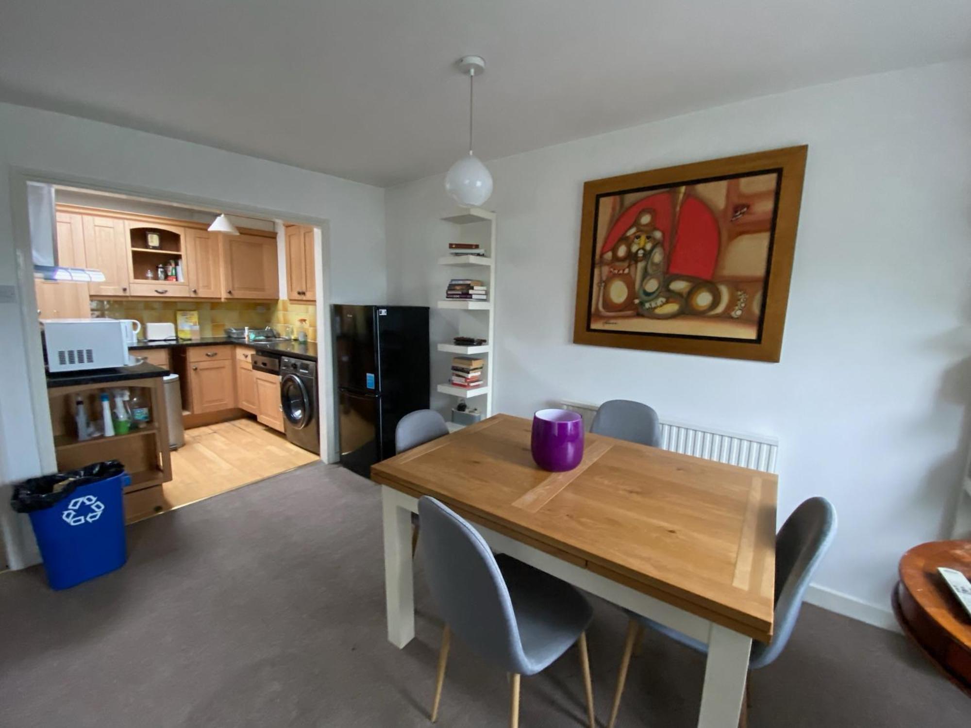 3 Bedroom Top Floor Kensington Lägenhet *
