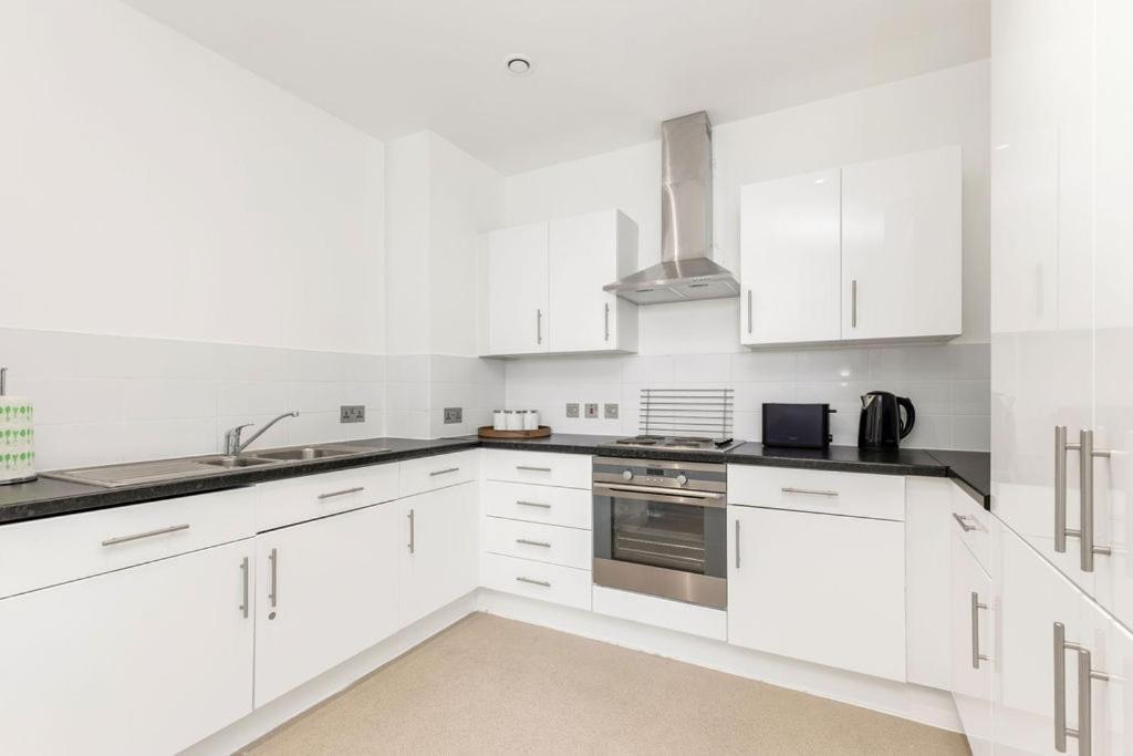 Lejlighed Khayat Homes - The Ferry - Two Bed London