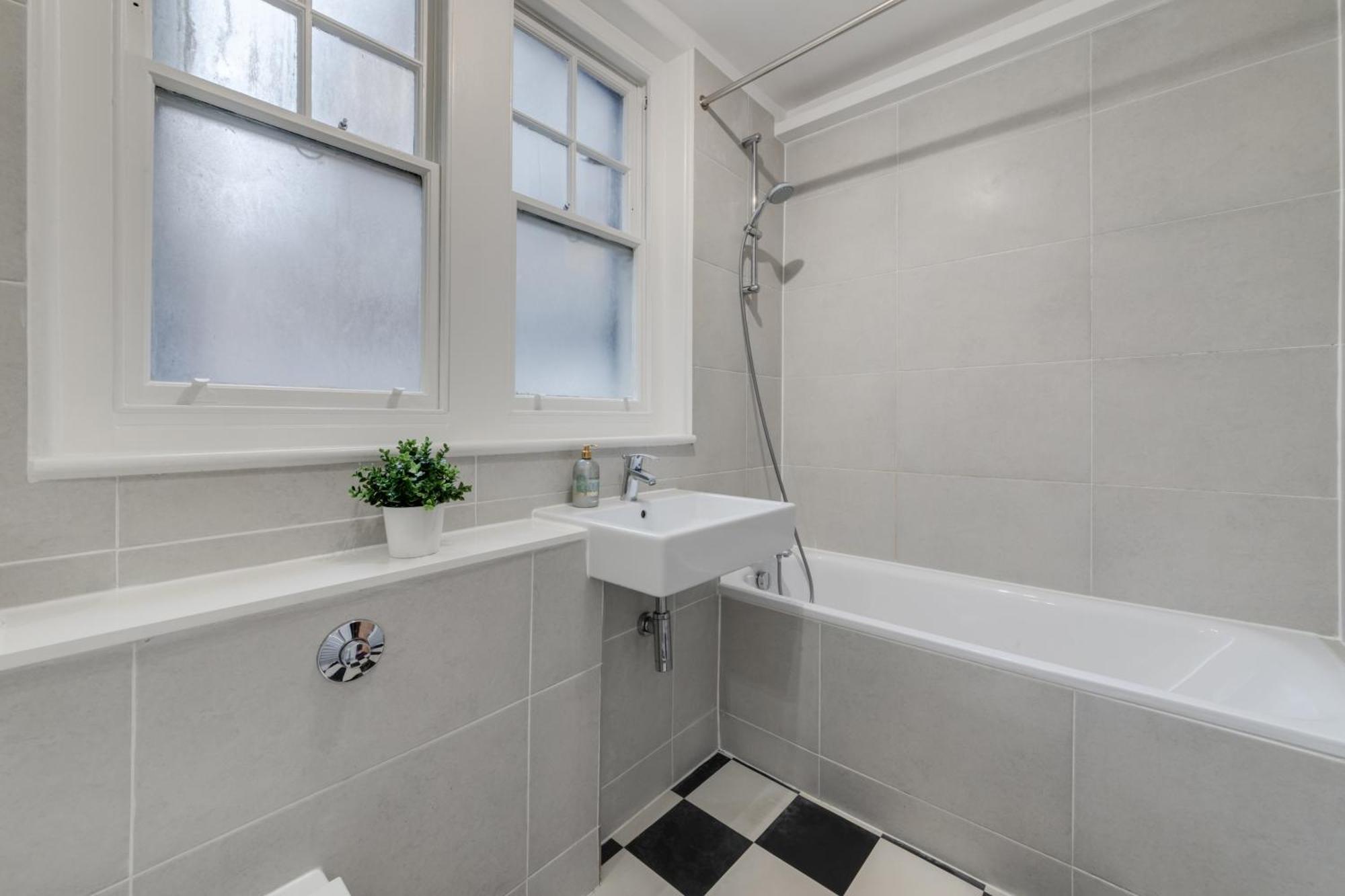 Spacious 1 Bed Apartment- Close To Kings Cross Station Leilighet *