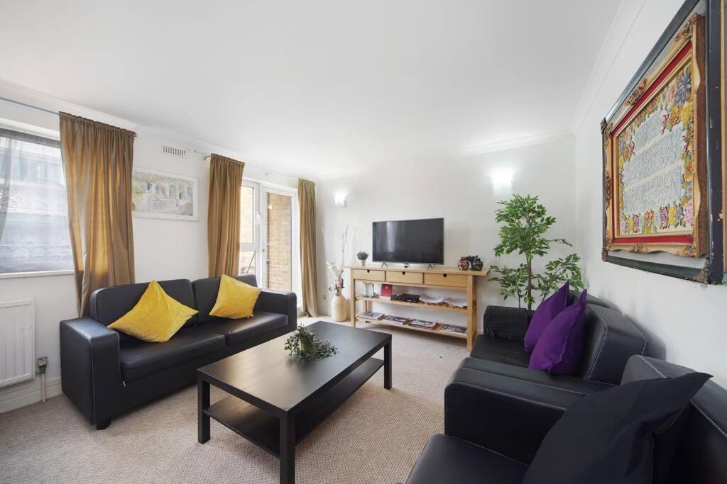 Stunning 4-bed Lejlighed London
