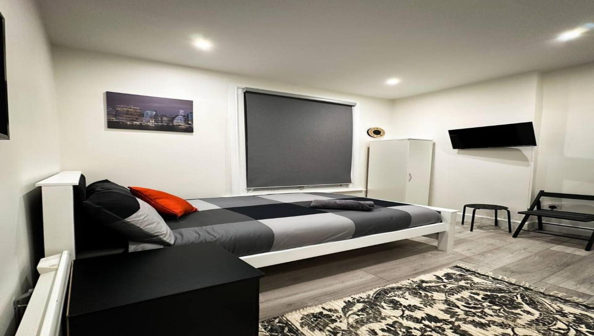 Lägenhet Flat In Ealing Broadway