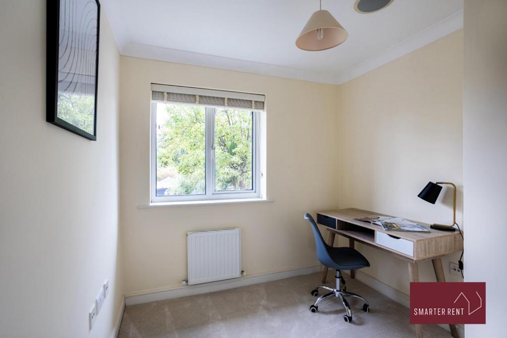 Wimbledon - Driveway Parking Garden 4bed *