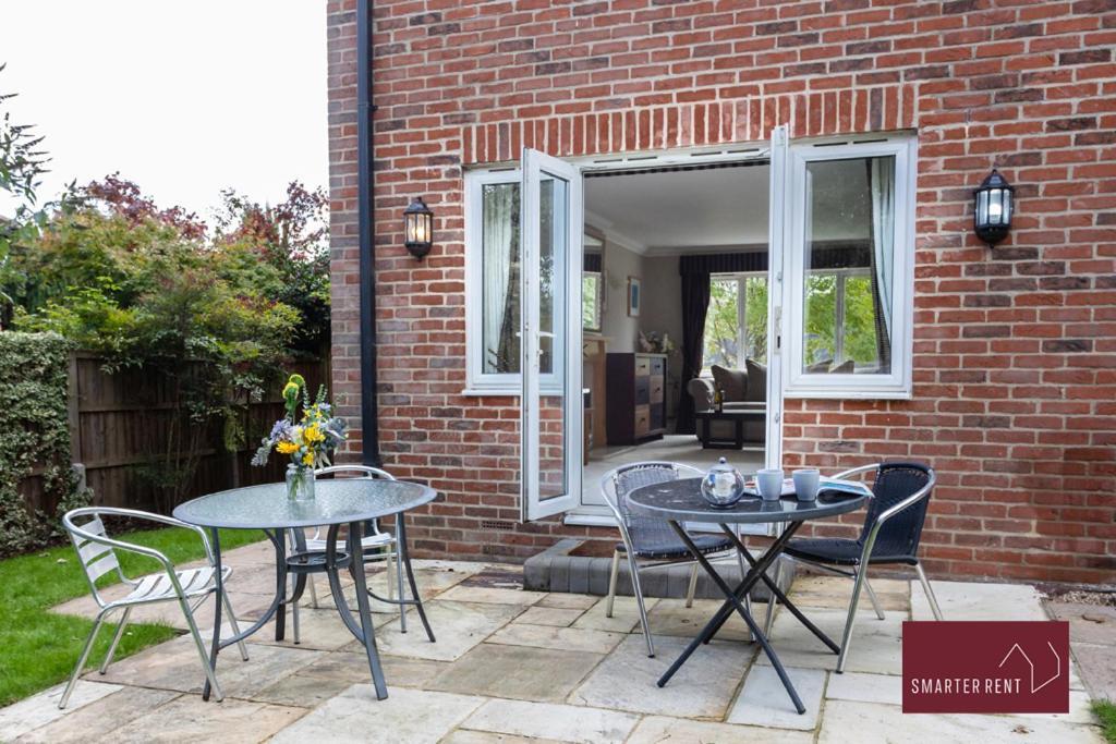 Holiday home Wimbledon - Driveway Parking Garden 4bed