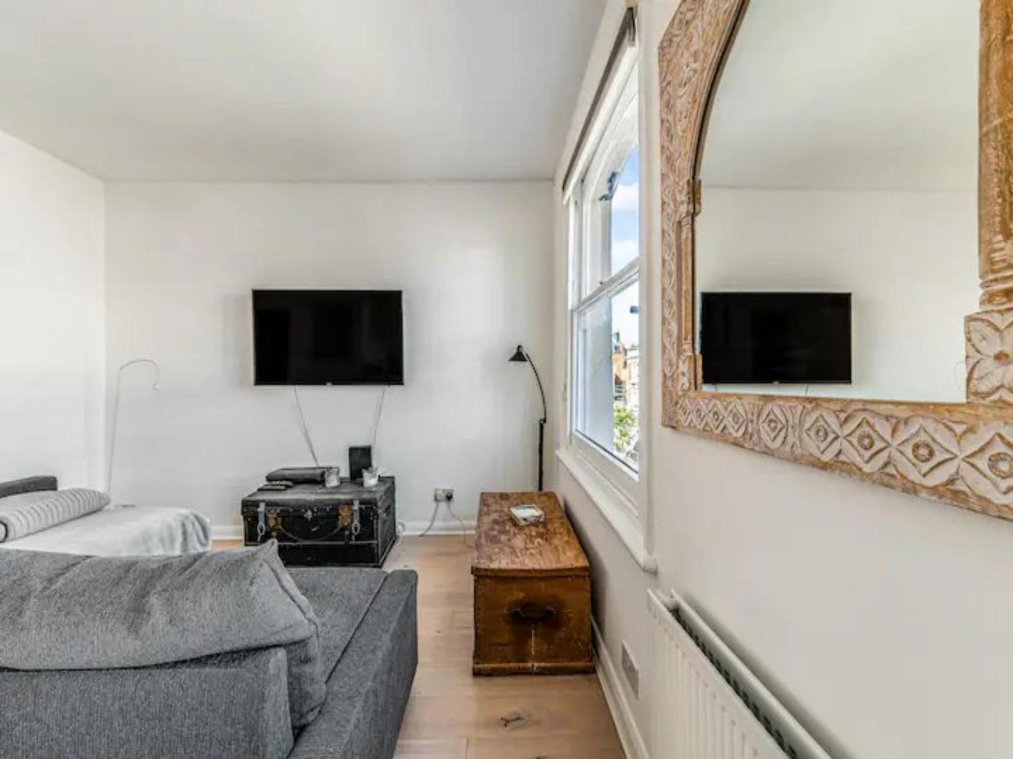 Pass The Keys Charming Victorian Gem By Portobello Market Apartment *