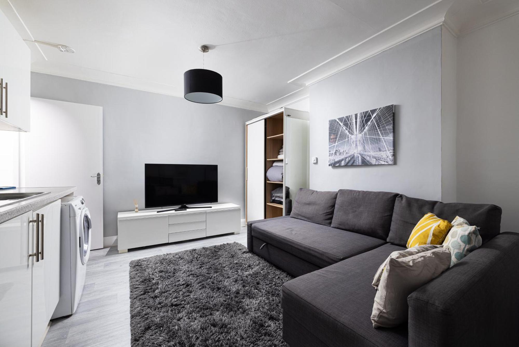 Appartement One Bedroom Opposite Brent Cross Station *