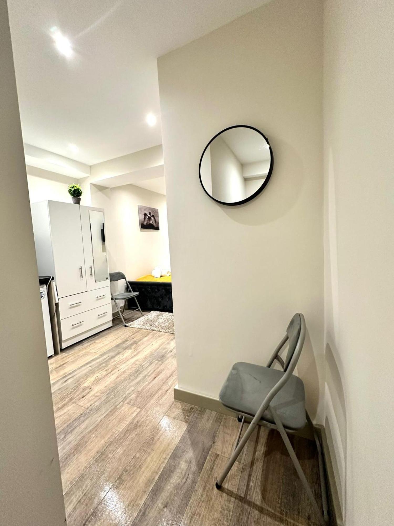 Harrow Suites Ha3 * London